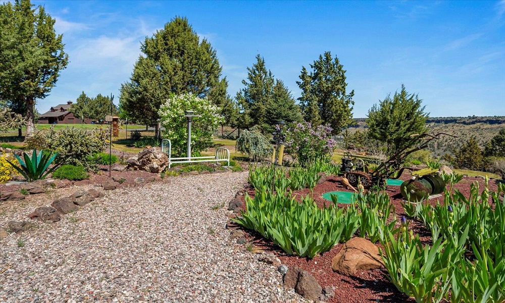 58-8768 SW Waterhole Pl, Terrebonne-58 rs 38